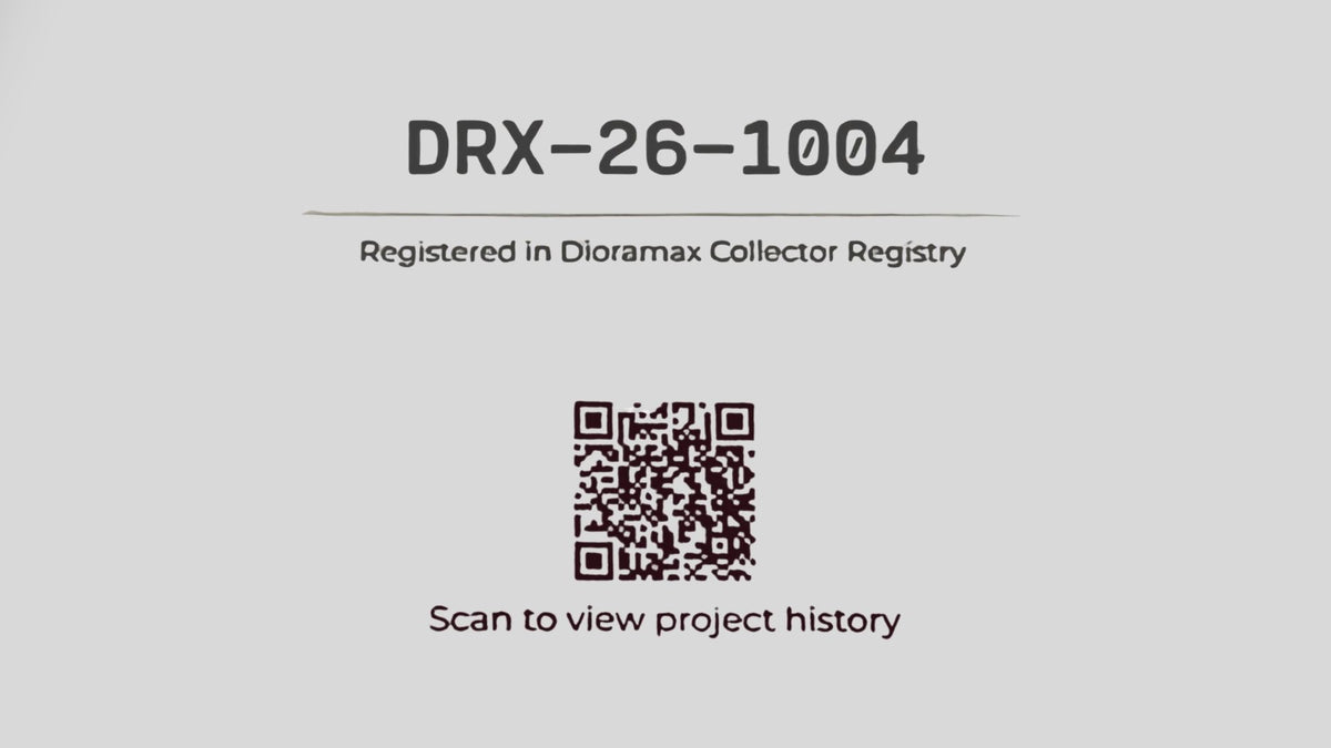 Numer seryjny i kod QR personalizowanego modelu Dioramax